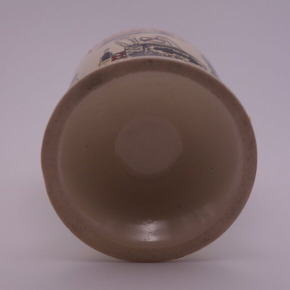 Paris depuis 1889 Au Menu ou A la Carte Tour Eiffel Ceramic Egg Cup - Picture 10 of 10